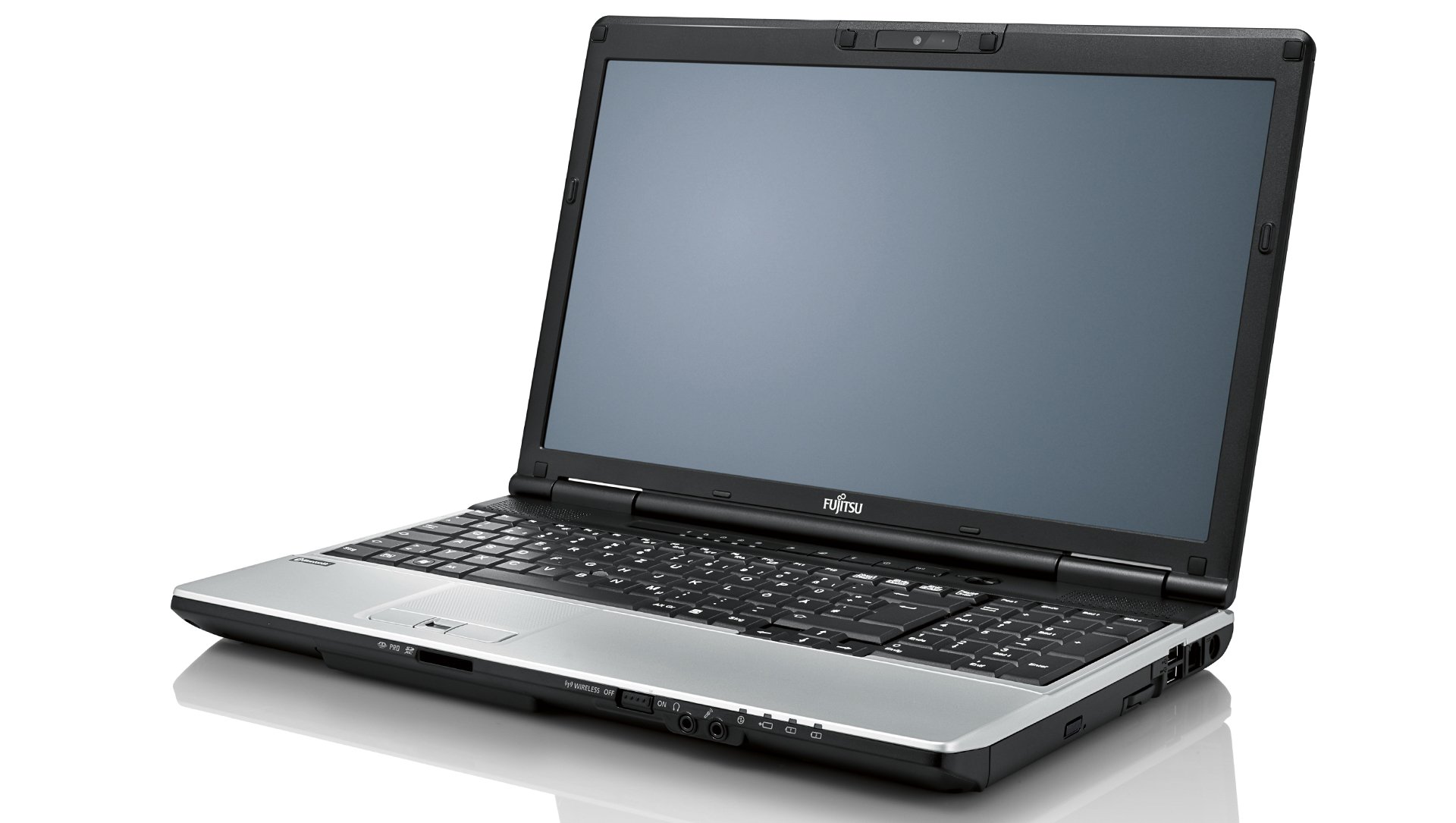 Ноутбук Fujitsu LifeBook E781
