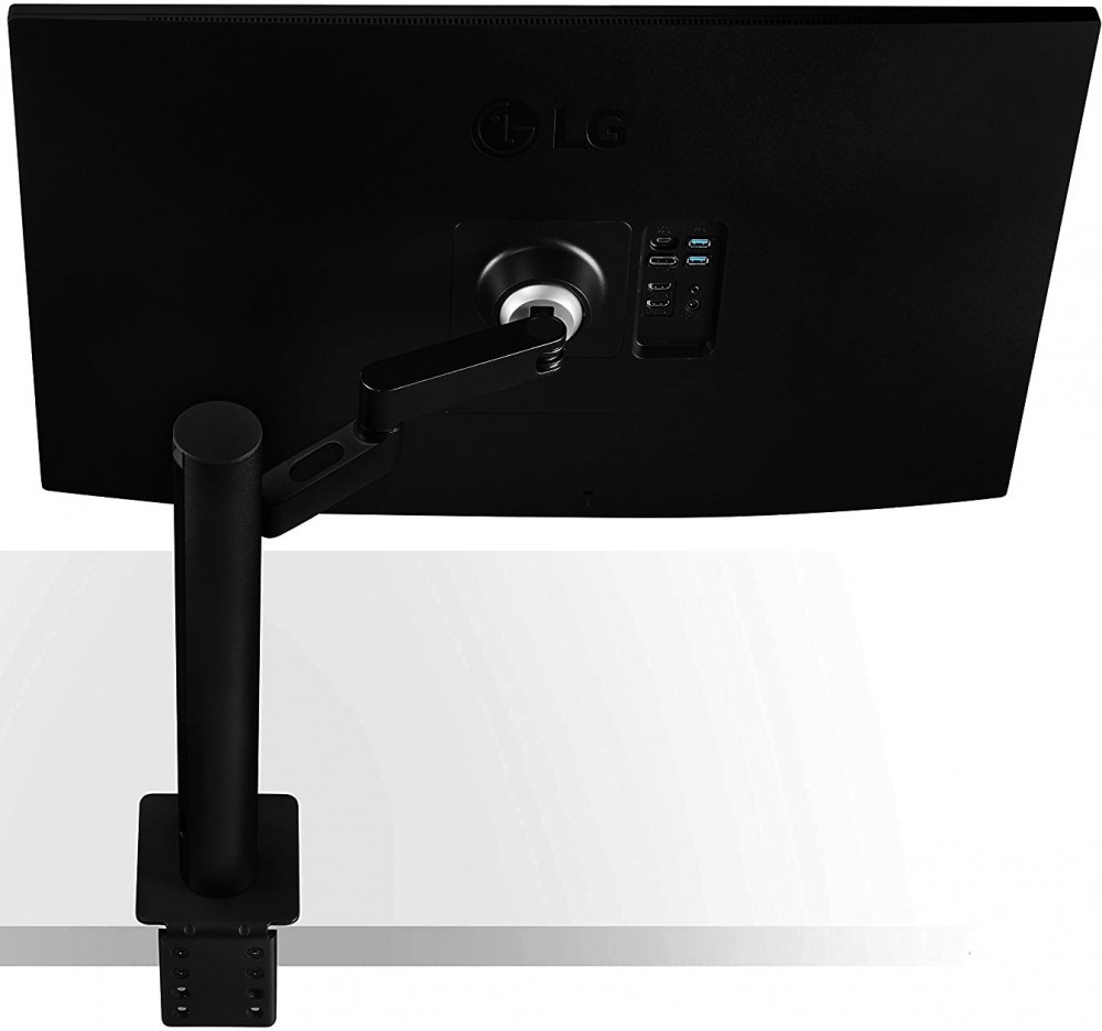 Монитор LG 32" 32UN880-B