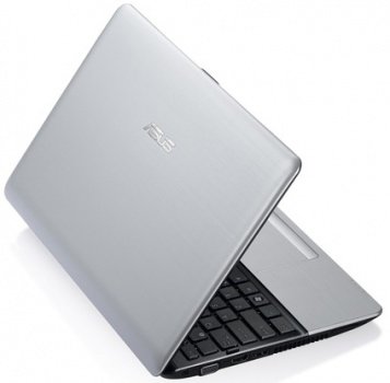 ASUS EEE PC 1215N