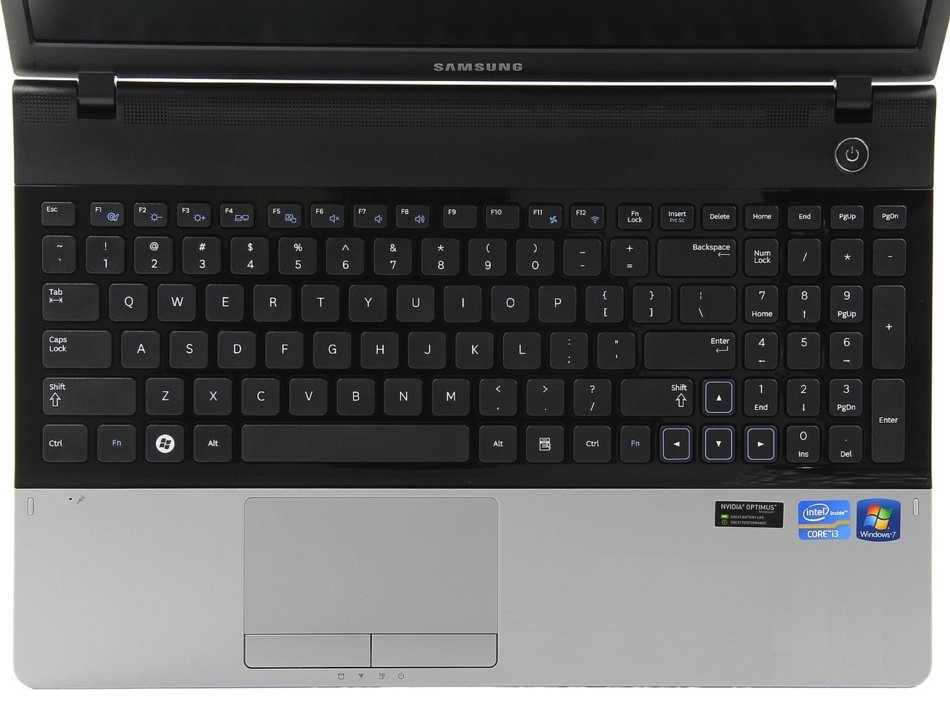 Ноутбук Samsung 300E5A (NP-300E5A-S08)