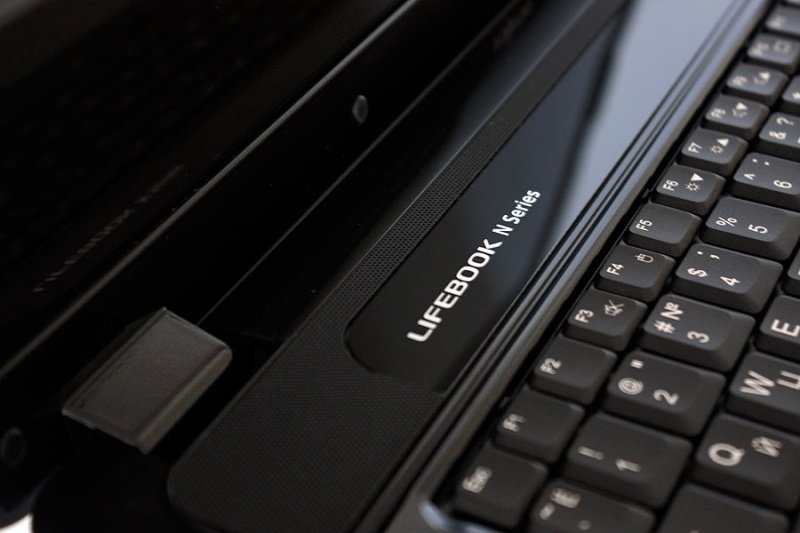 Fujitsu LifeBook NH570