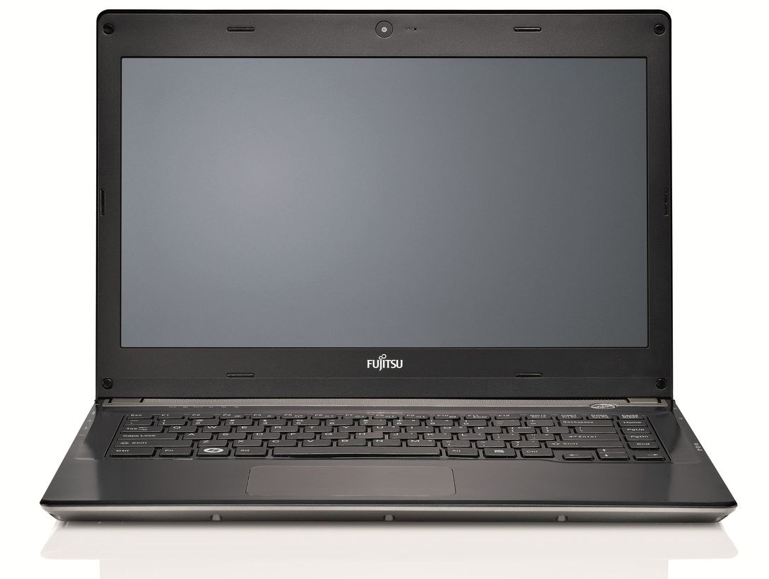 Ноутбук Fujitsu LifeBook UH572 Silver