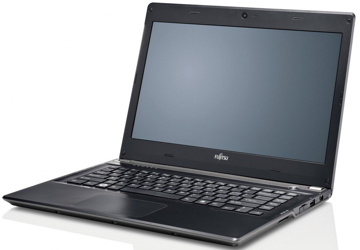 Ноутбук Fujitsu LifeBook UH552 Silver