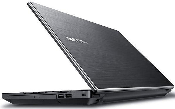 Ноутбук Samsung 300V4A (NP-300V4A-A06)