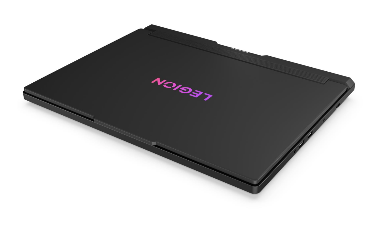 Ноутбук Lenovo Legion Pro 7 16IAX10H (83F50026RK)