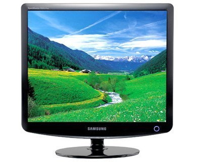 SAMSUNG 19" TFT 932B 
