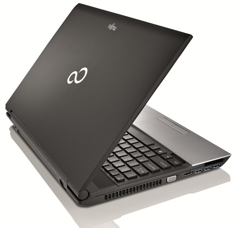 Ноутбук Fujitsu LifeBook AH532