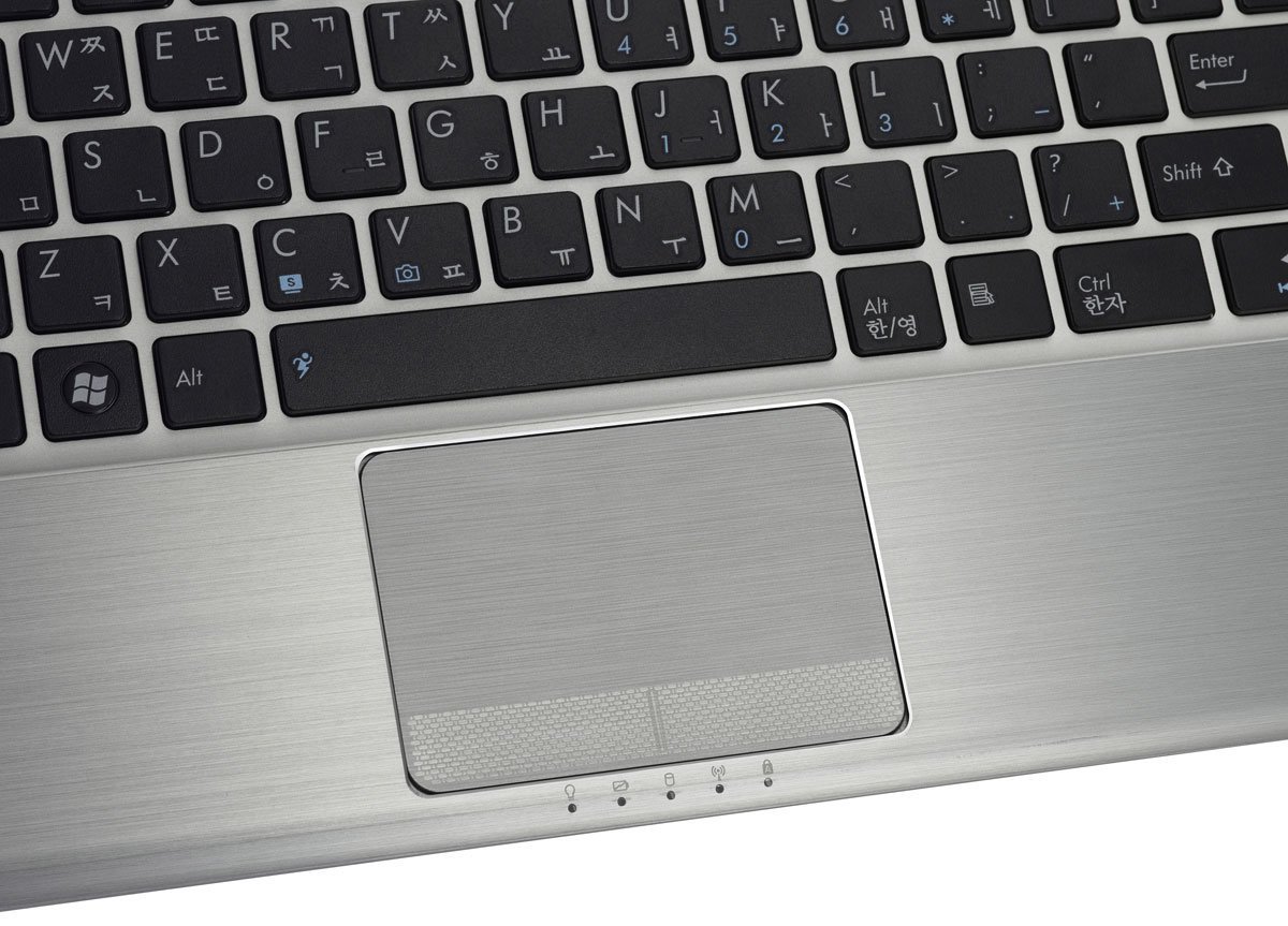 Ноутбук ASUS EEE PC 1225B Silver