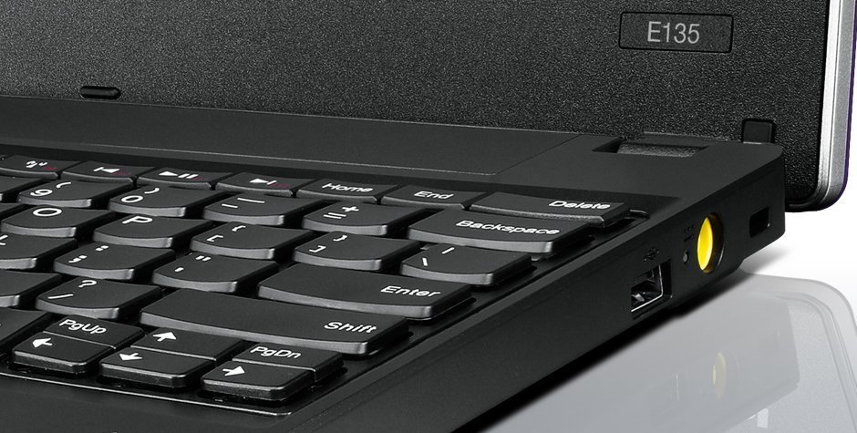 Ноутбук Lenovo ThinkPad Edge E135 (NZV63RT)