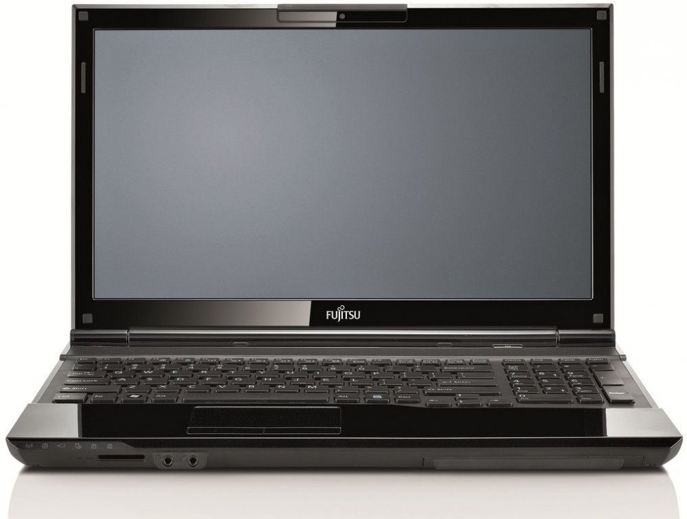 Ноутбук Fujitsu LifeBook AH532