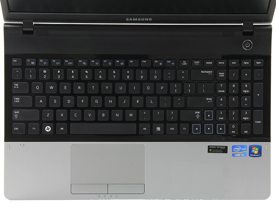 Ноутбук Samsung 300E5A (NP-300E5A-S0B)